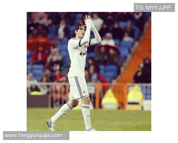 卡卡：从巴西足球天才到全球偶像的传奇人生与职业生涯回顾