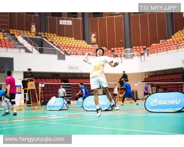 武汉羽毛球队创下羽毛球耐力新高成就引发广泛关注与赞誉